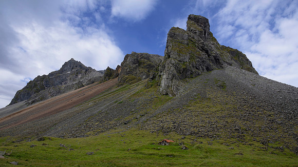 Cabin near Vestrahorn