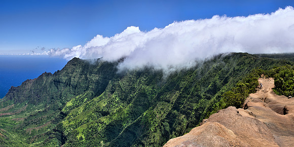 Kalalau Valley from Puuokila